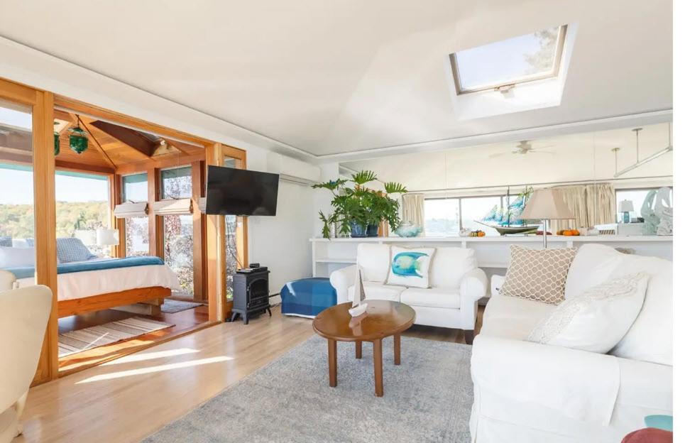 Hudson Riverfront Home Катскил Екстериор снимка