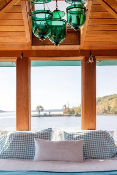 Hudson Riverfront Home Катскил Екстериор снимка