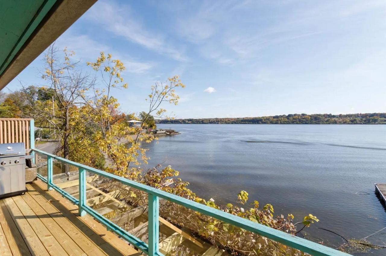 Hudson Riverfront Home Катскил Екстериор снимка